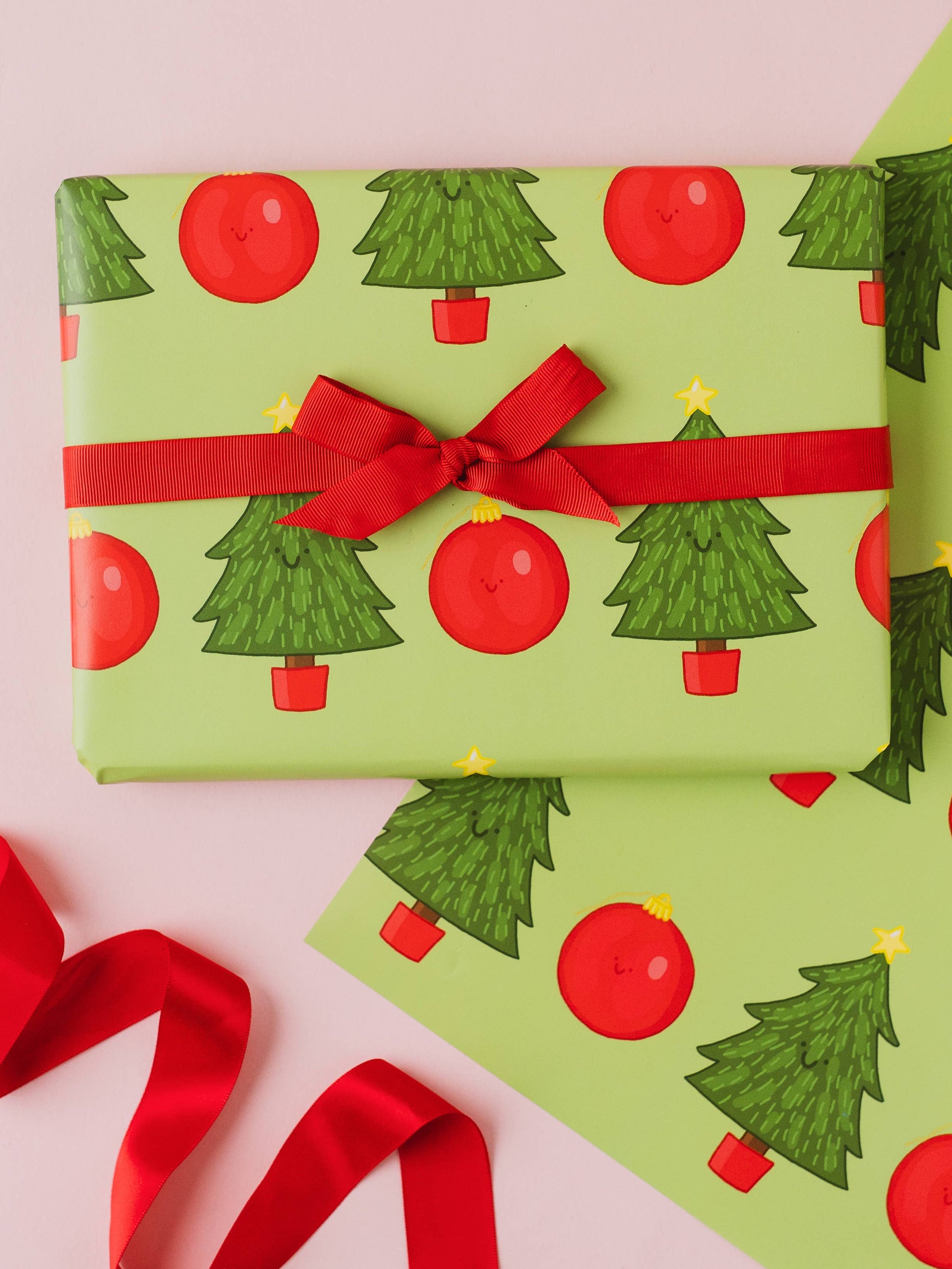 Christmas Tree & Bauble Gift Wrap | Festive Wrapping Paper