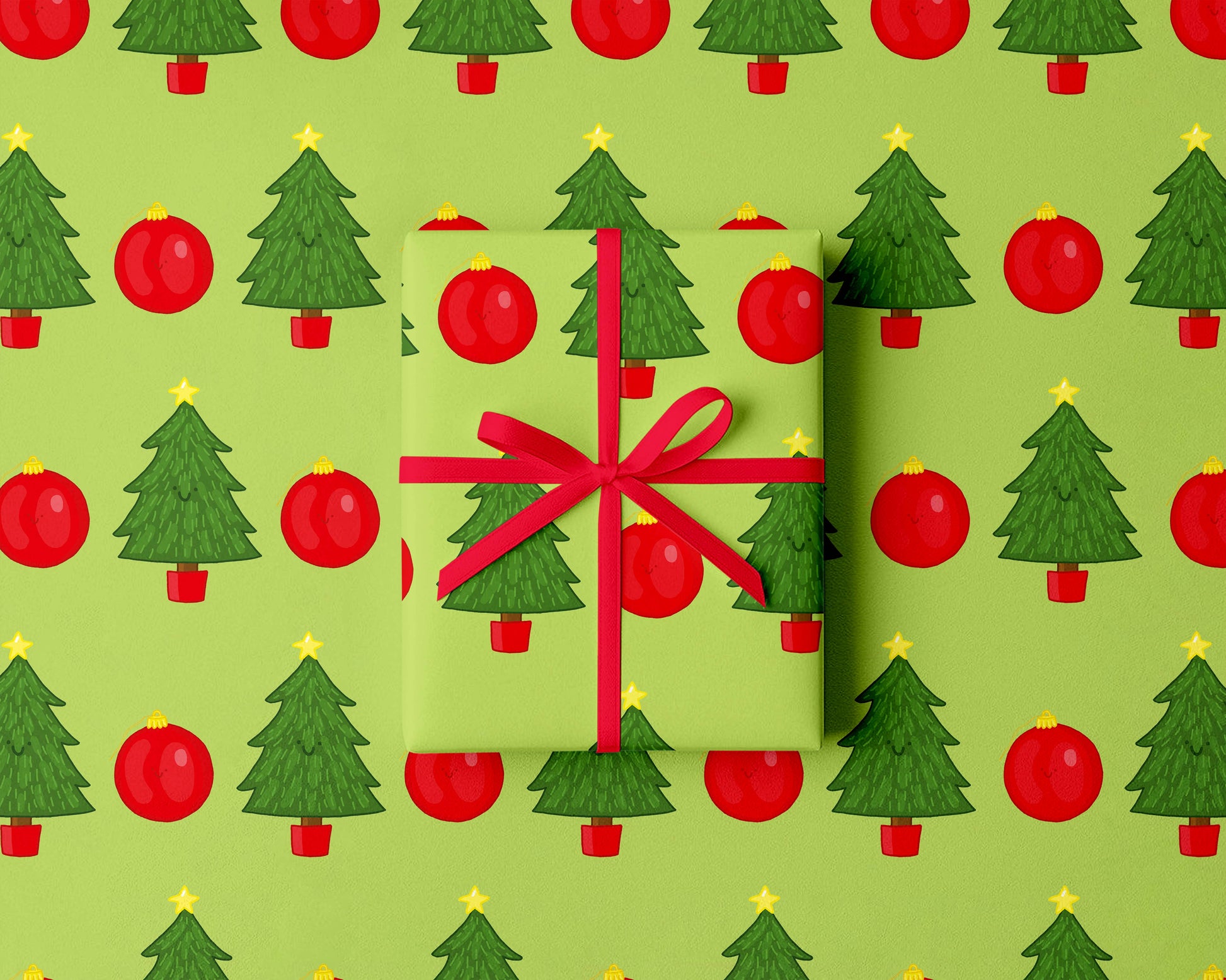 Christmas Tree & Bauble Gift Wrap | Festive Wrapping Paper