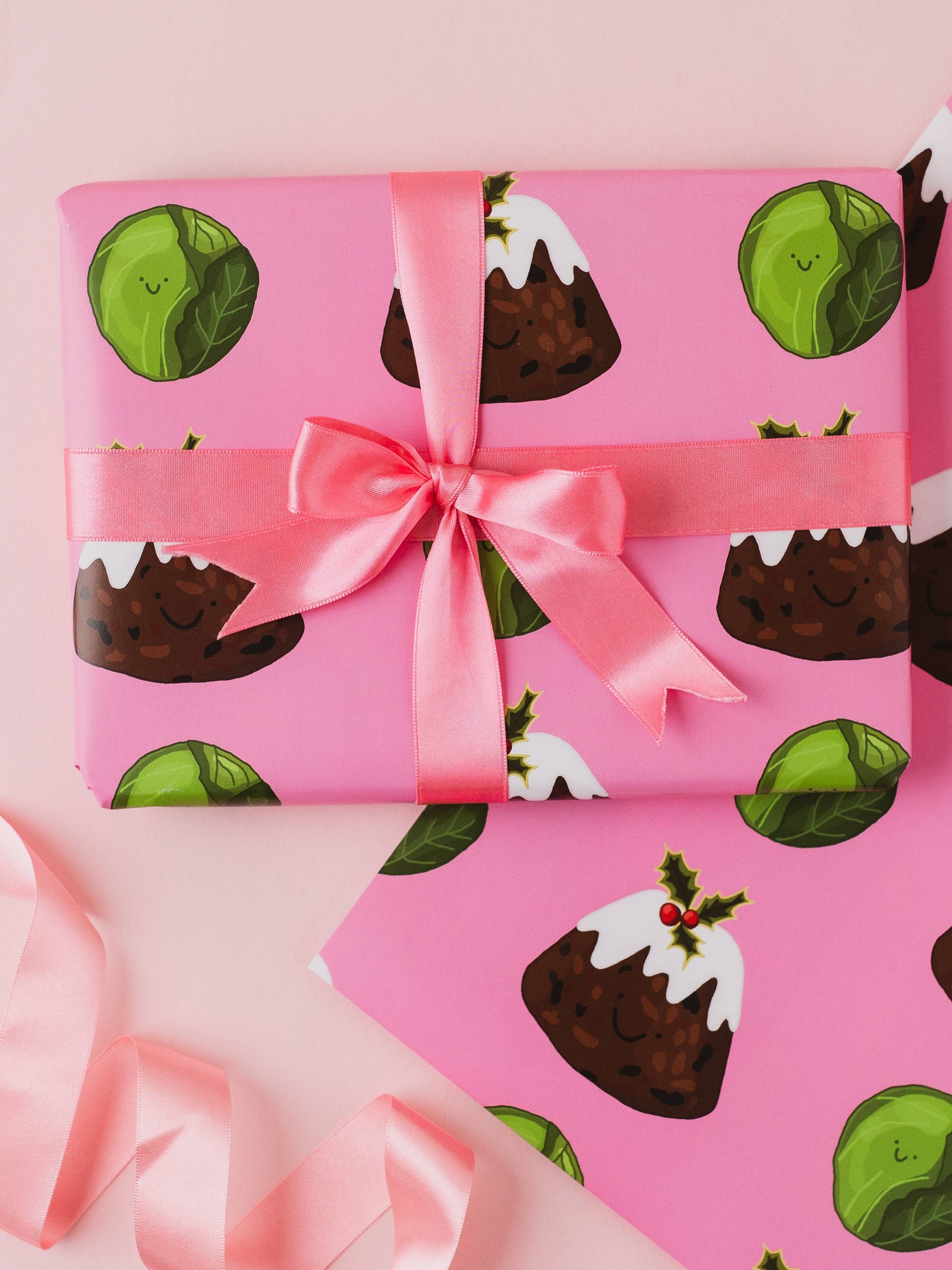 Christmas Pudding Gift Wrap | Festive Wrapping Paper